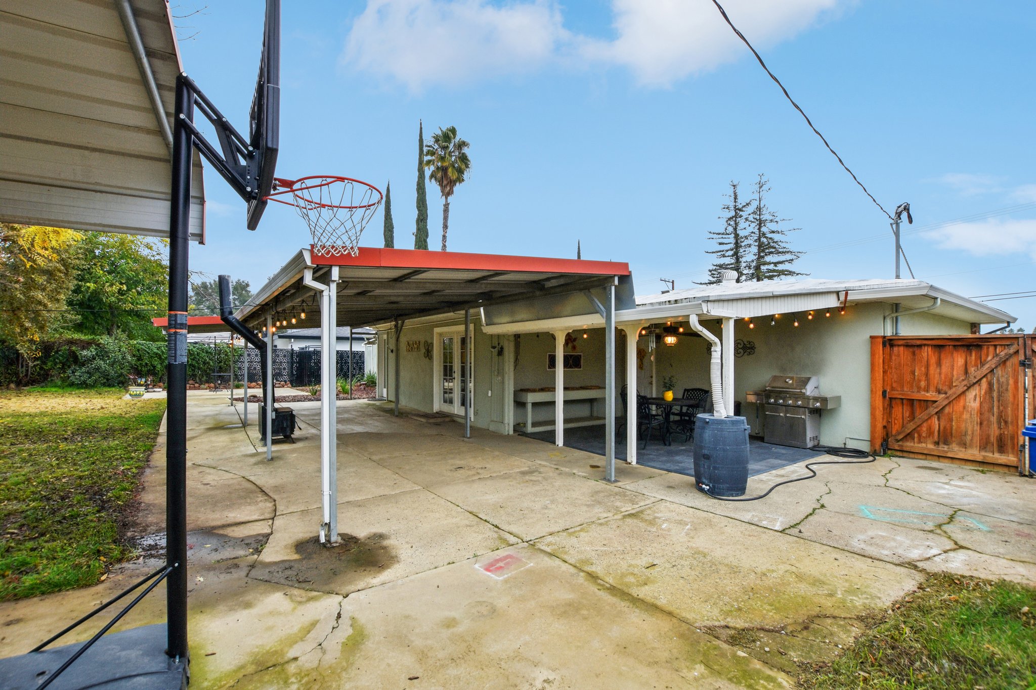 Van Maren Ln-S1612-022.jpg