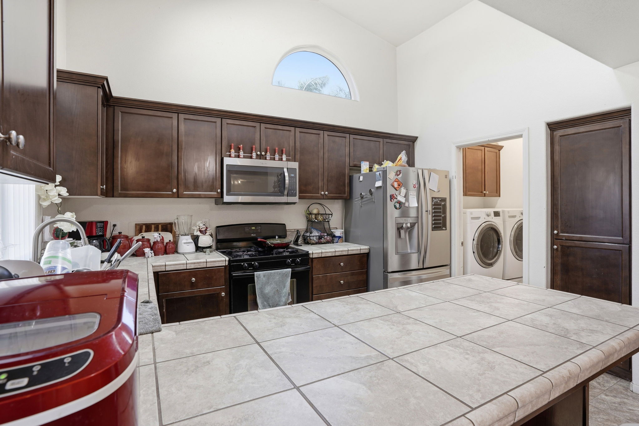 013_F8_7438 Ensminger Ave