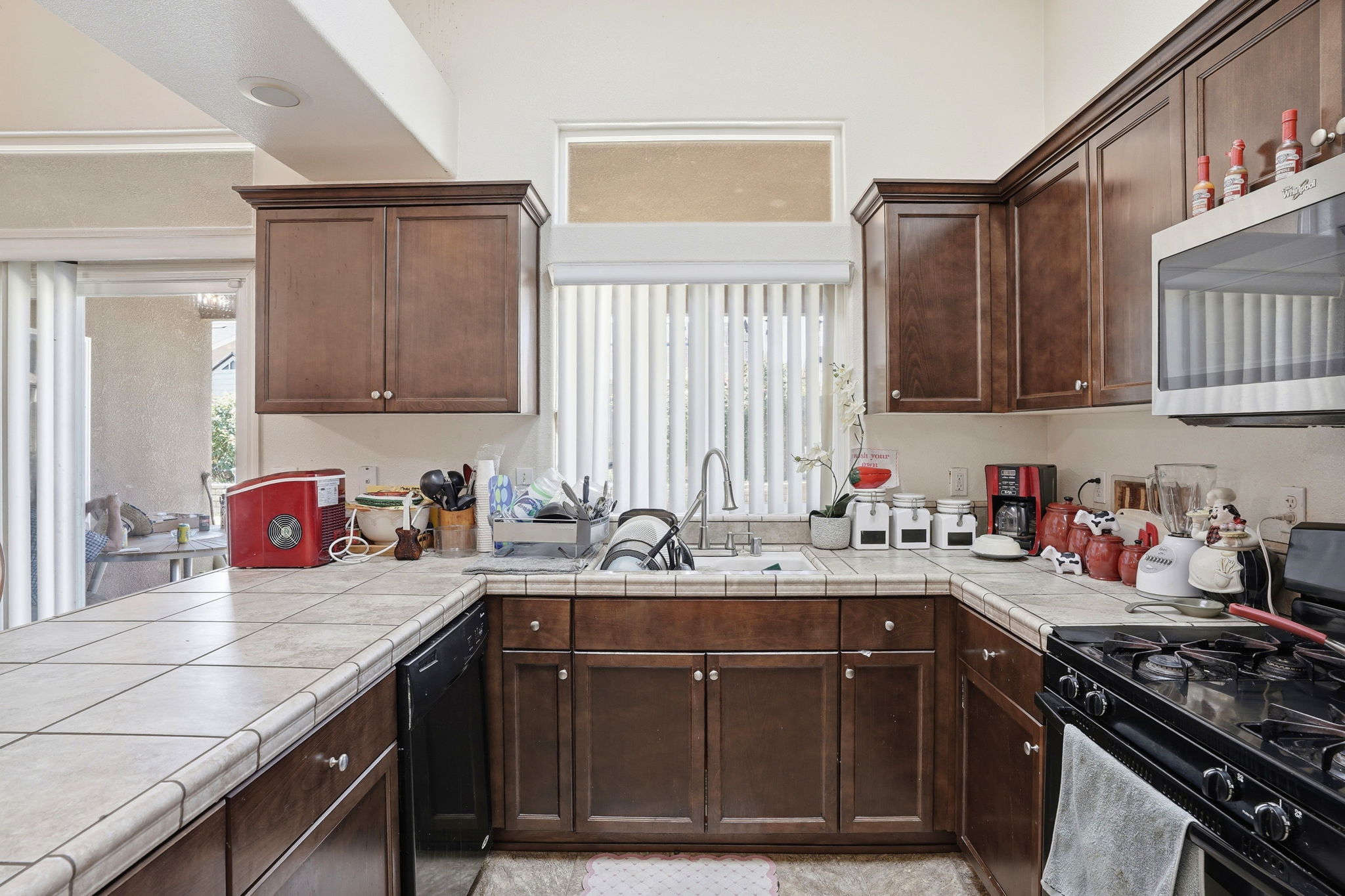 014_F8_7438 Ensminger Ave
