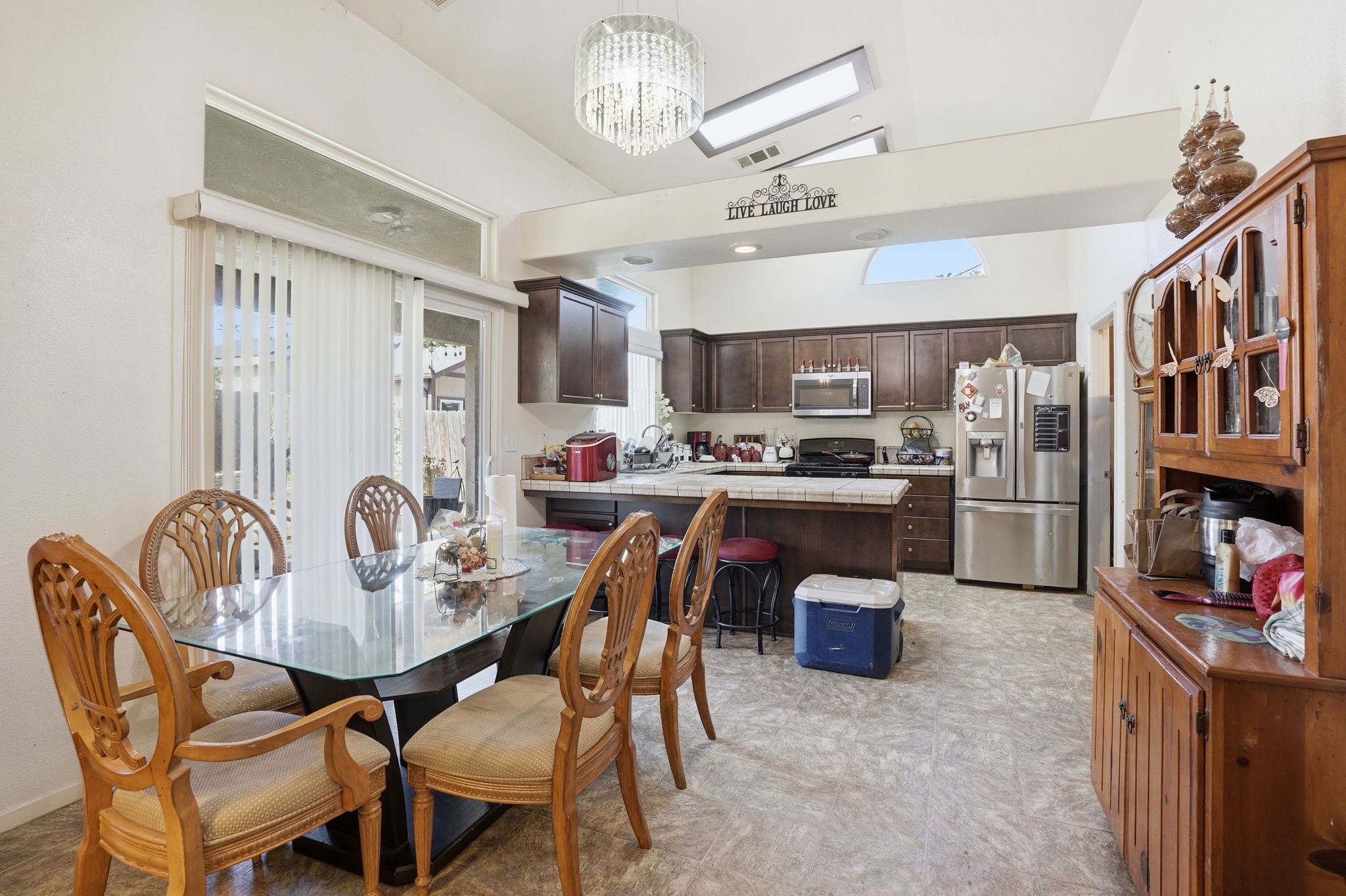 015_F8_7438 Ensminger Ave