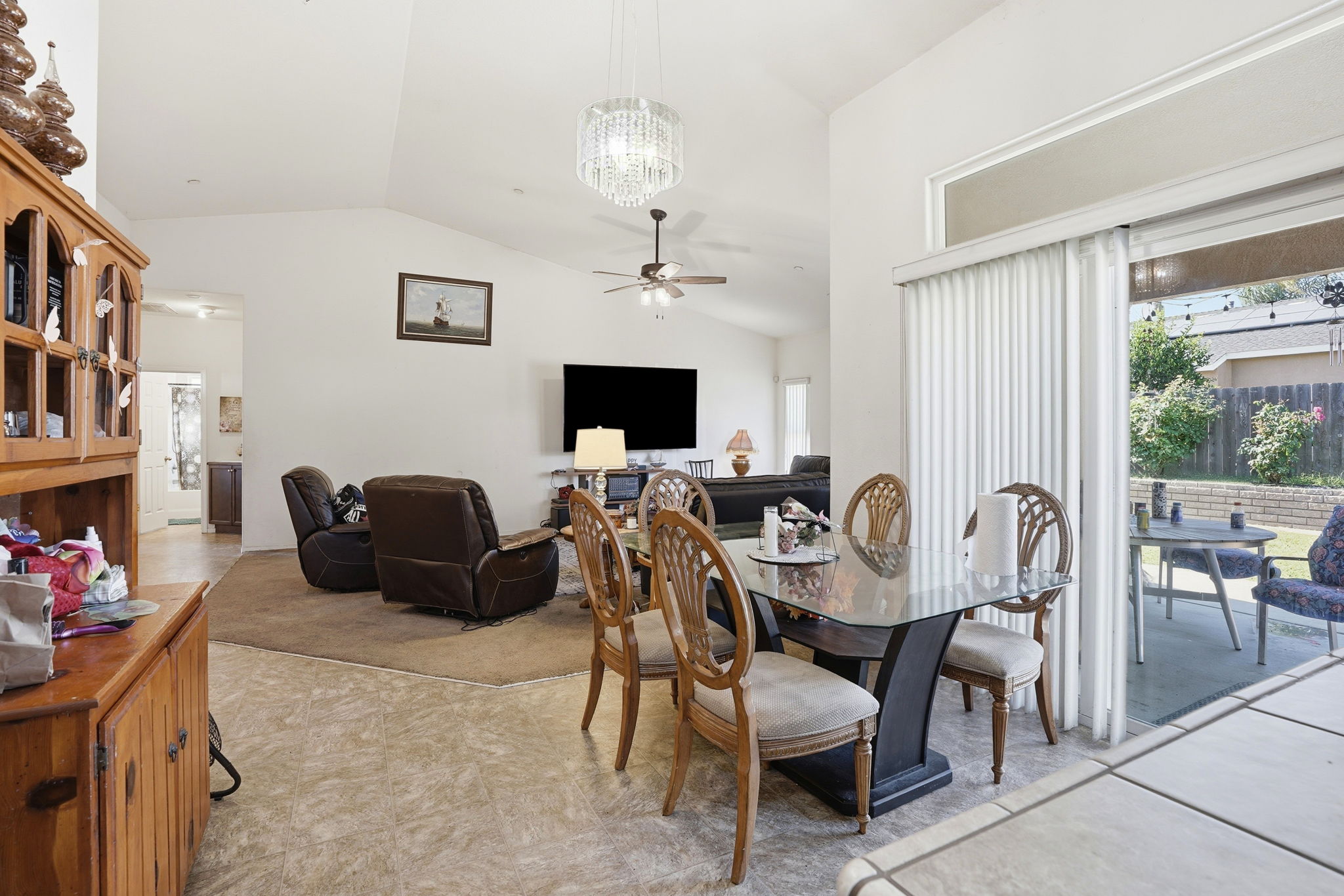 016_F8_7438 Ensminger Ave