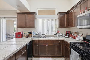 014_F8_7438 Ensminger Ave