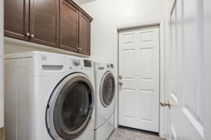 026_F8_7438 Ensminger Ave