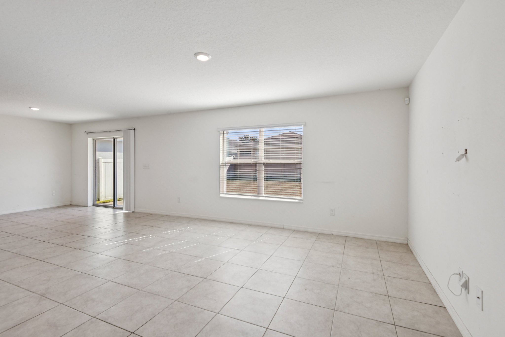 Northern Lights Dr-S1411-007.jpg