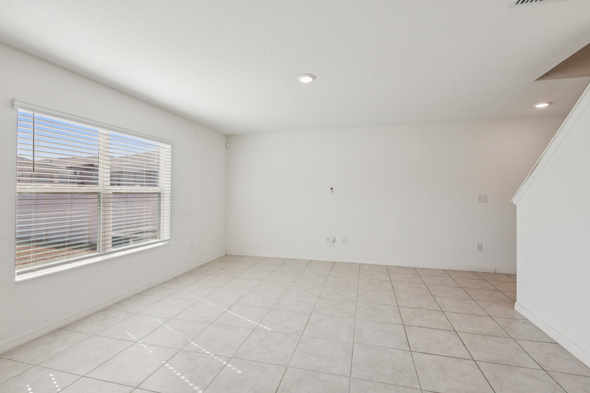 Northern Lights Dr-S1411-008.jpg