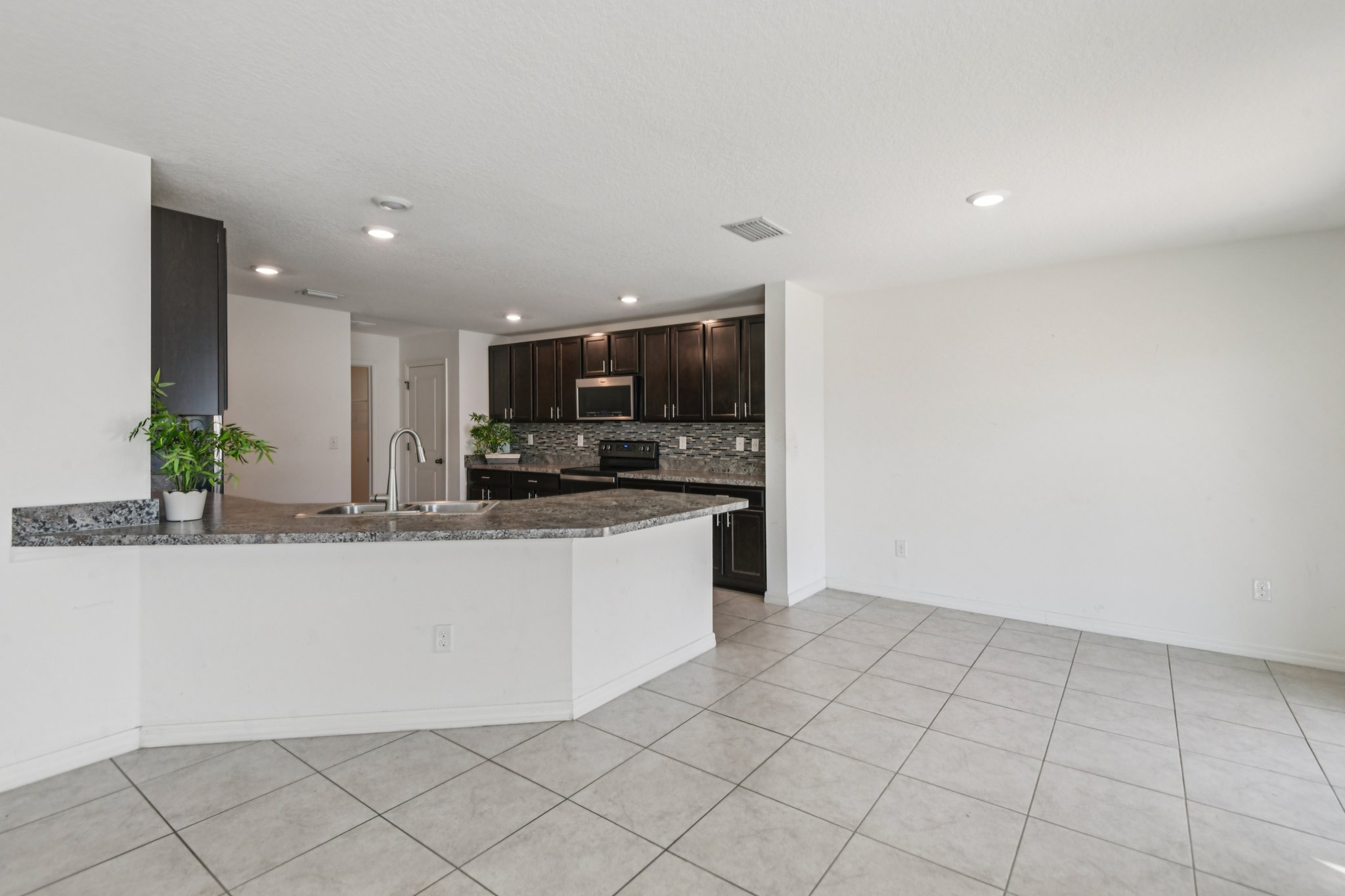 Northern Lights Dr-S1411-011.jpg