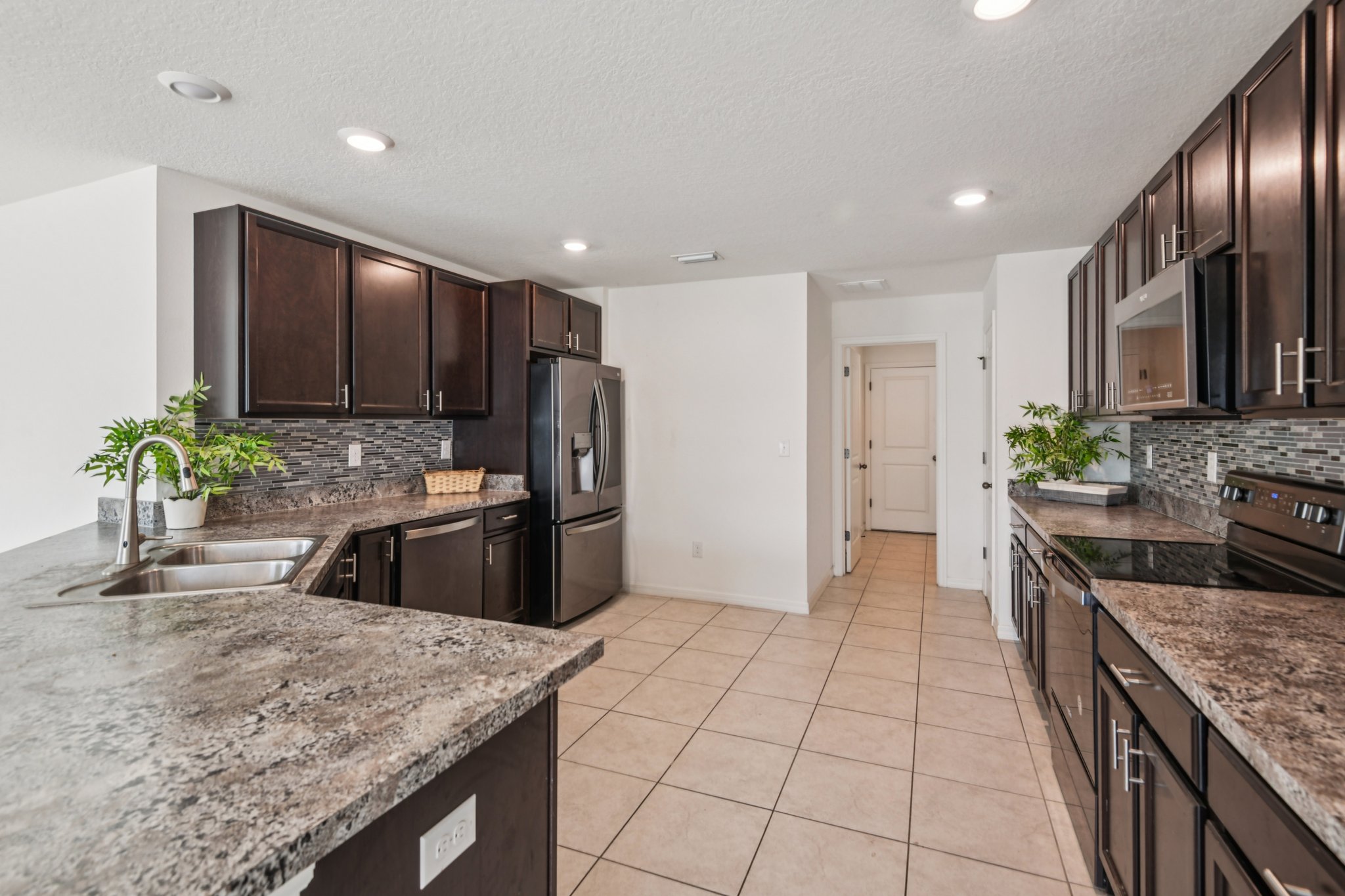 Northern Lights Dr-S1411-013.jpg