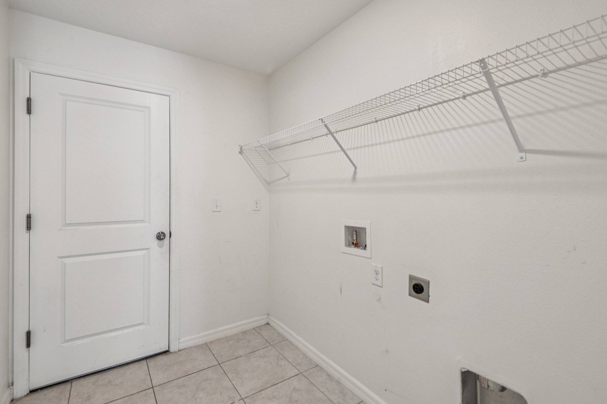 Northern Lights Dr-S1411-022.jpg