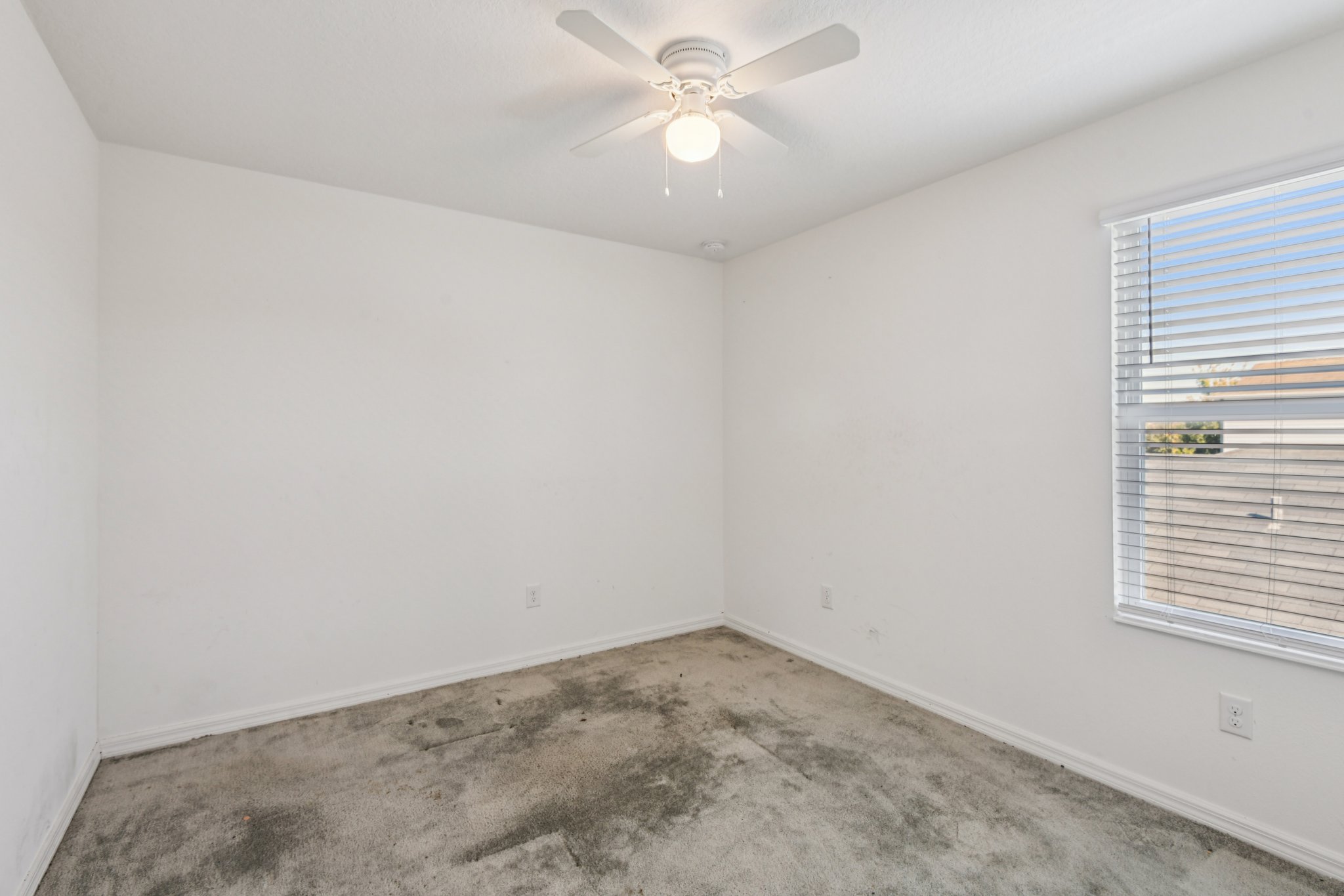 Northern Lights Dr-S1411-031.jpg