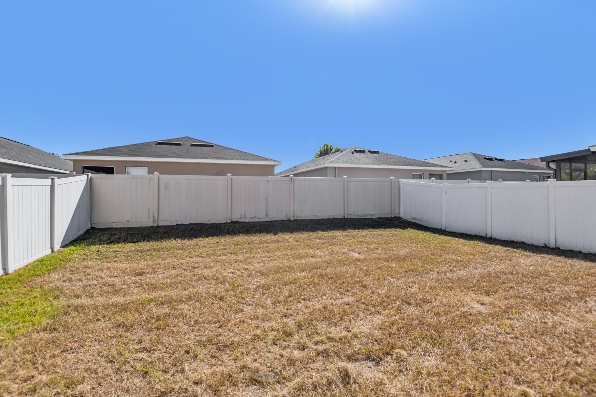 Northern Lights Dr-S1411-038.jpg