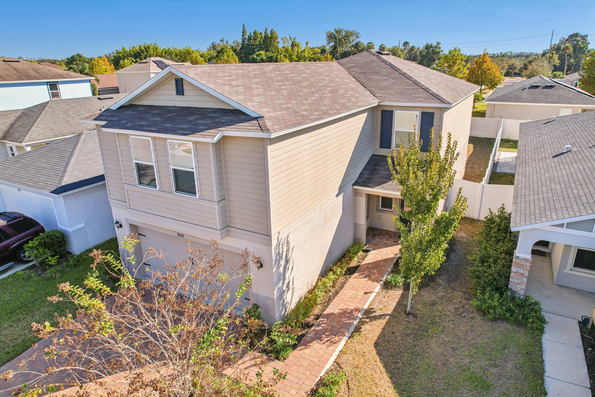 Northern Lights Dr-S1511-001.jpg