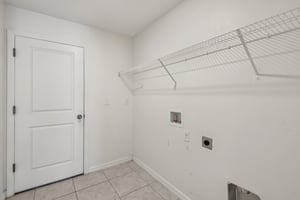 Northern Lights Dr-S1411-022.jpg