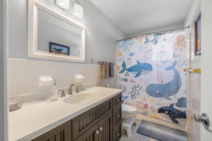 19 - 744 63rd Ave N, St. Petersburg, FL 33702