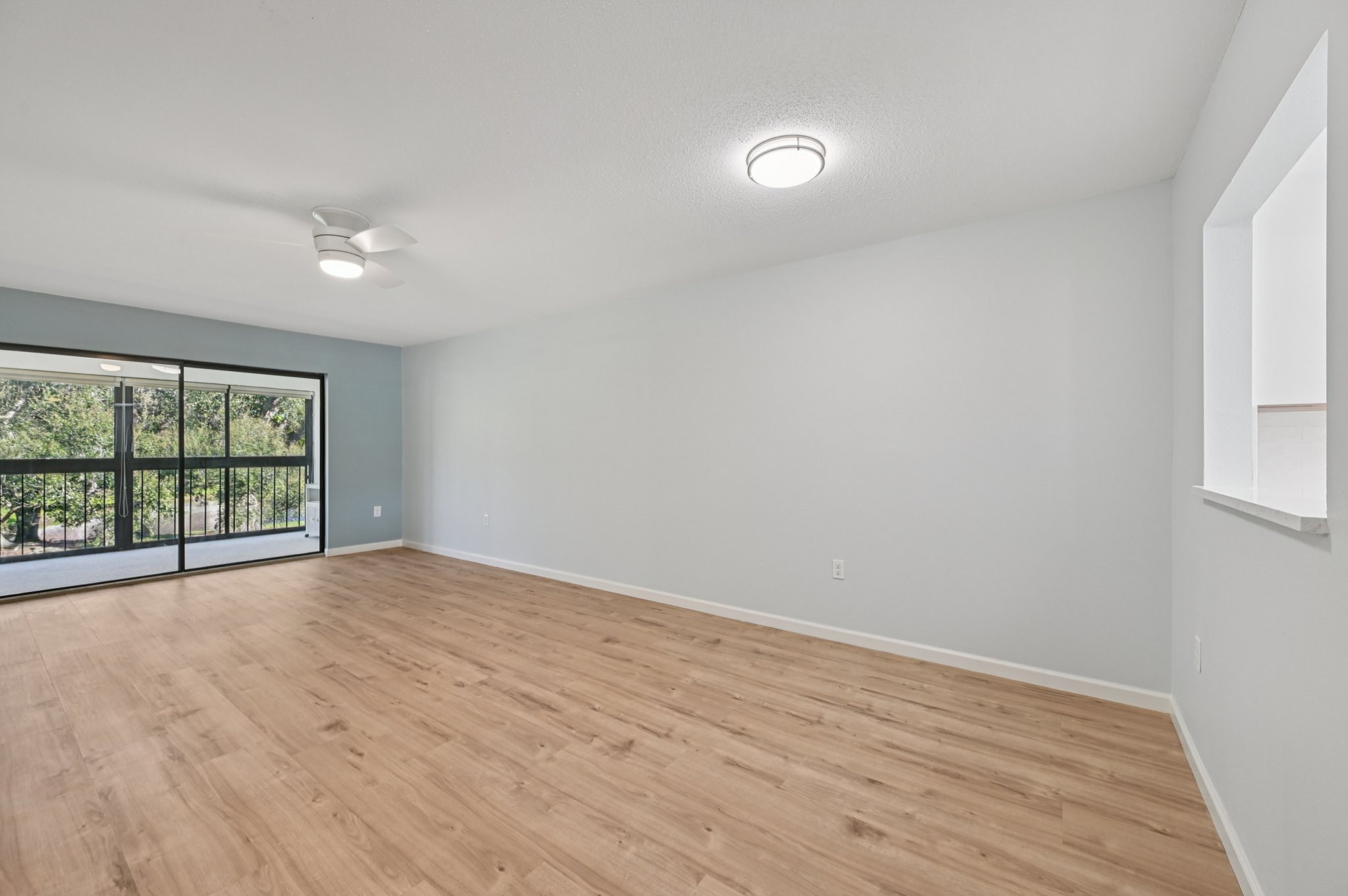 Avenida Estancias Unit D-S1612-006.jpg