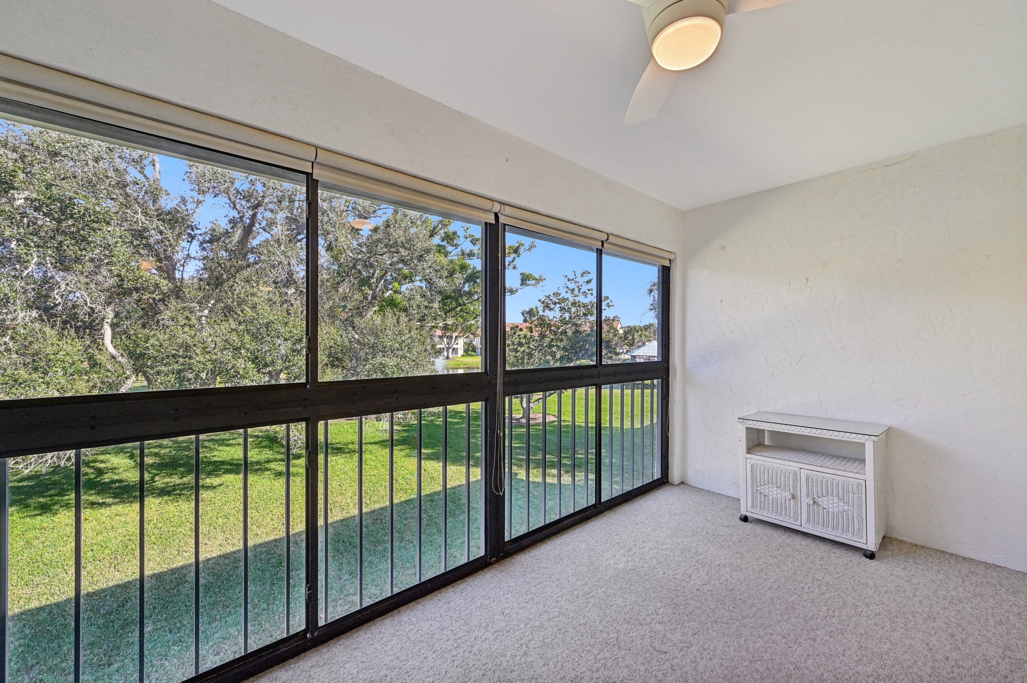 Avenida Estancias Unit D-S1612-032.jpg