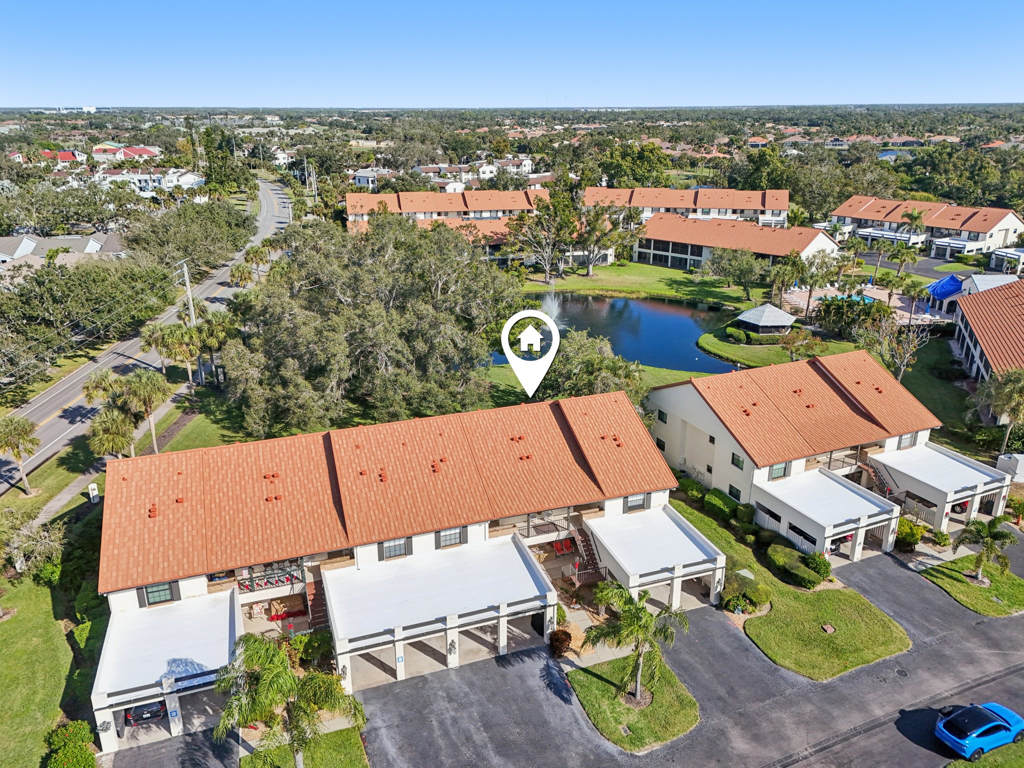 Avenida Estancias Unit D-S1612-038.jpg