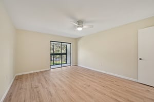 Avenida Estancias Unit D-S1612-025.jpg