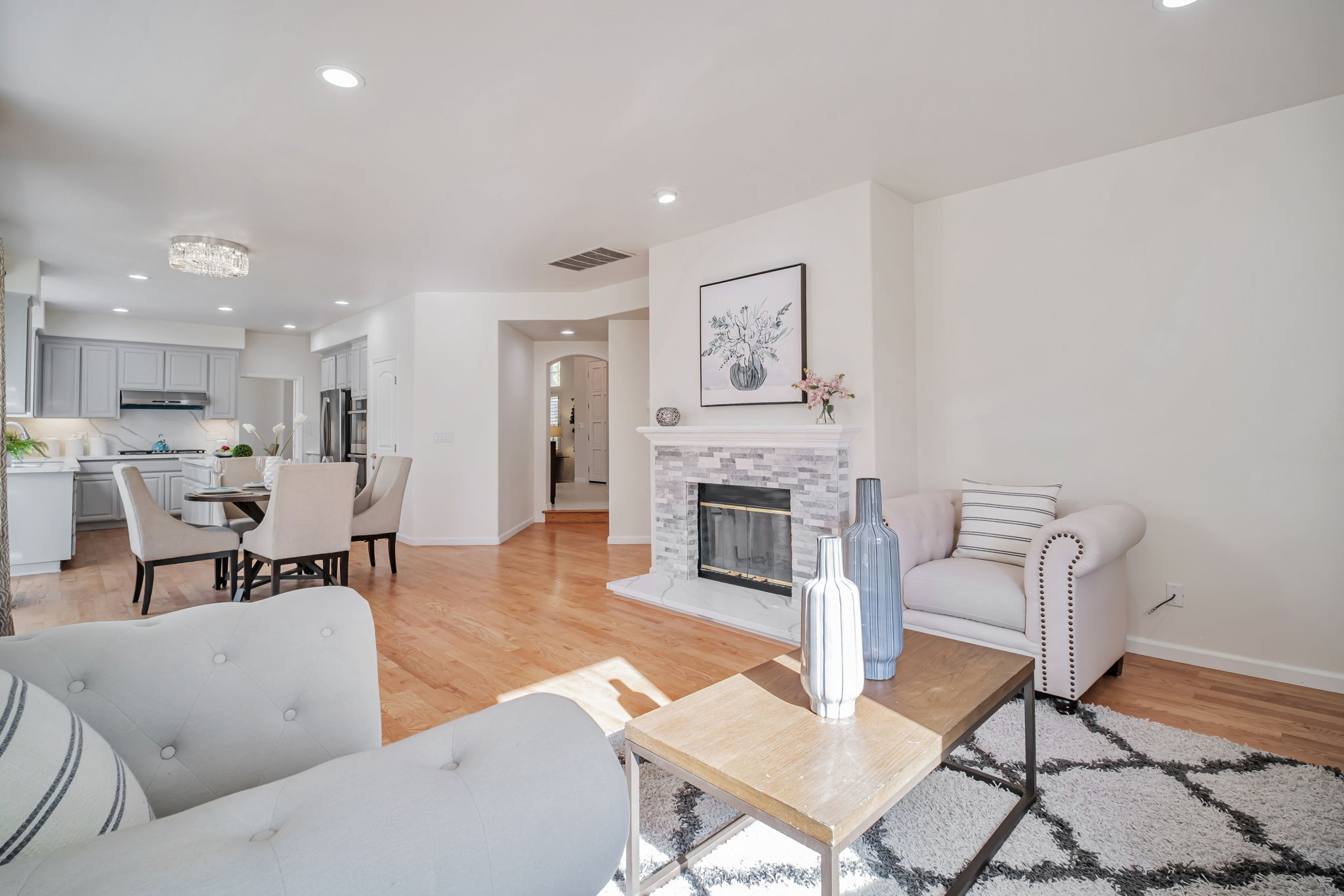 015_ 744 Bodega Ct 