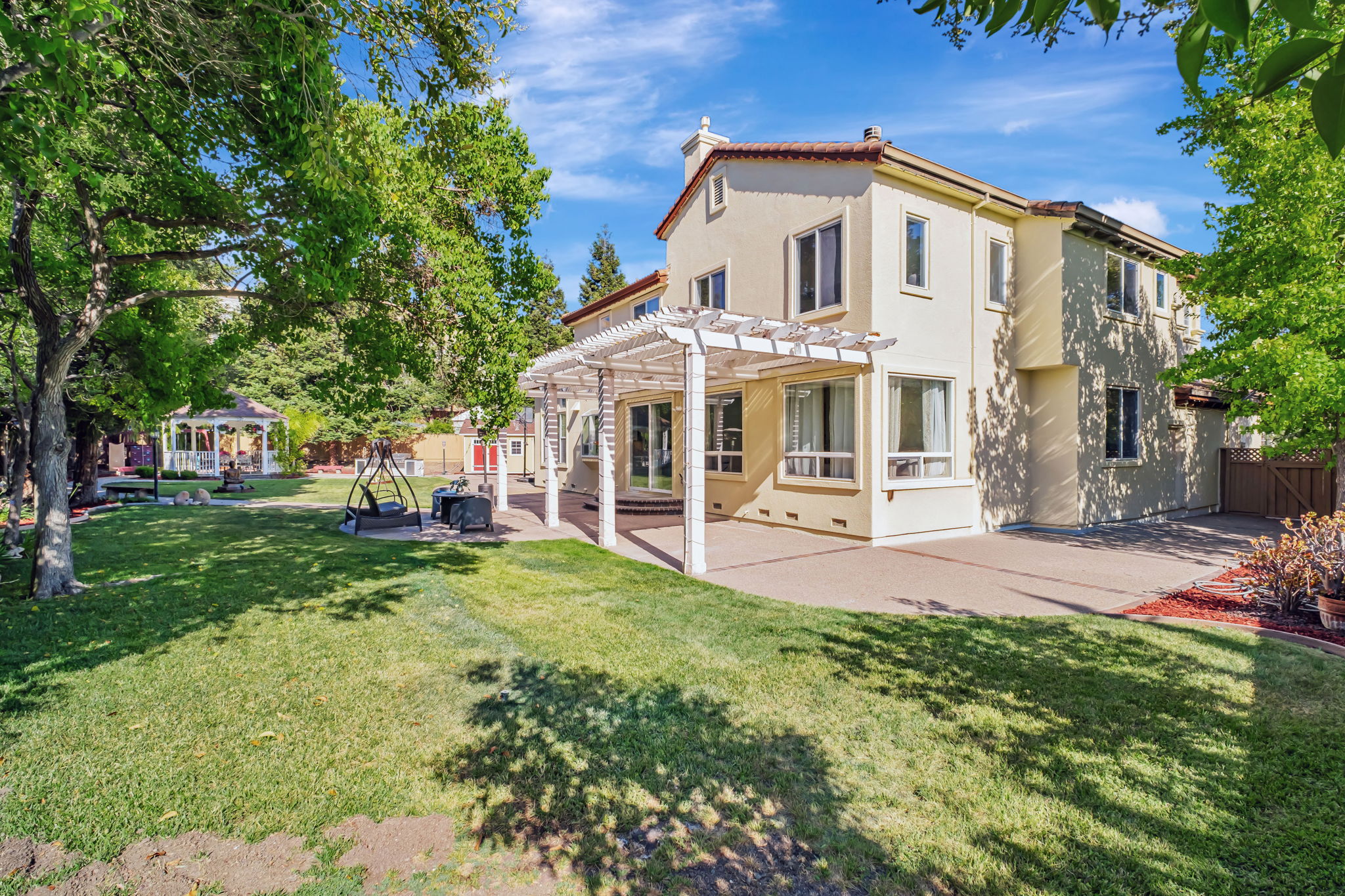 052_ 744 Bodega Ct 