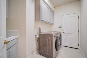 048_ 744 Bodega Ct 