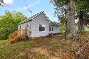744 Caleb St-3