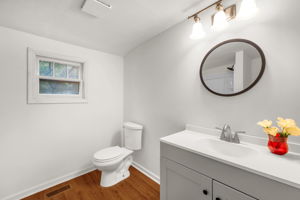 744 Caleb St-19