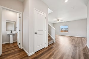 Hearthstone Ave-S1802-027.jpg