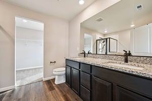 Hearthstone Ave-S1802-033.jpg