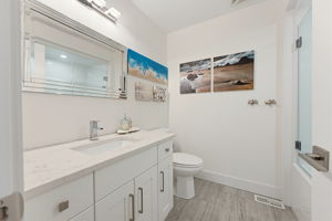  Photo 36