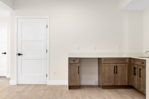 Photo 44