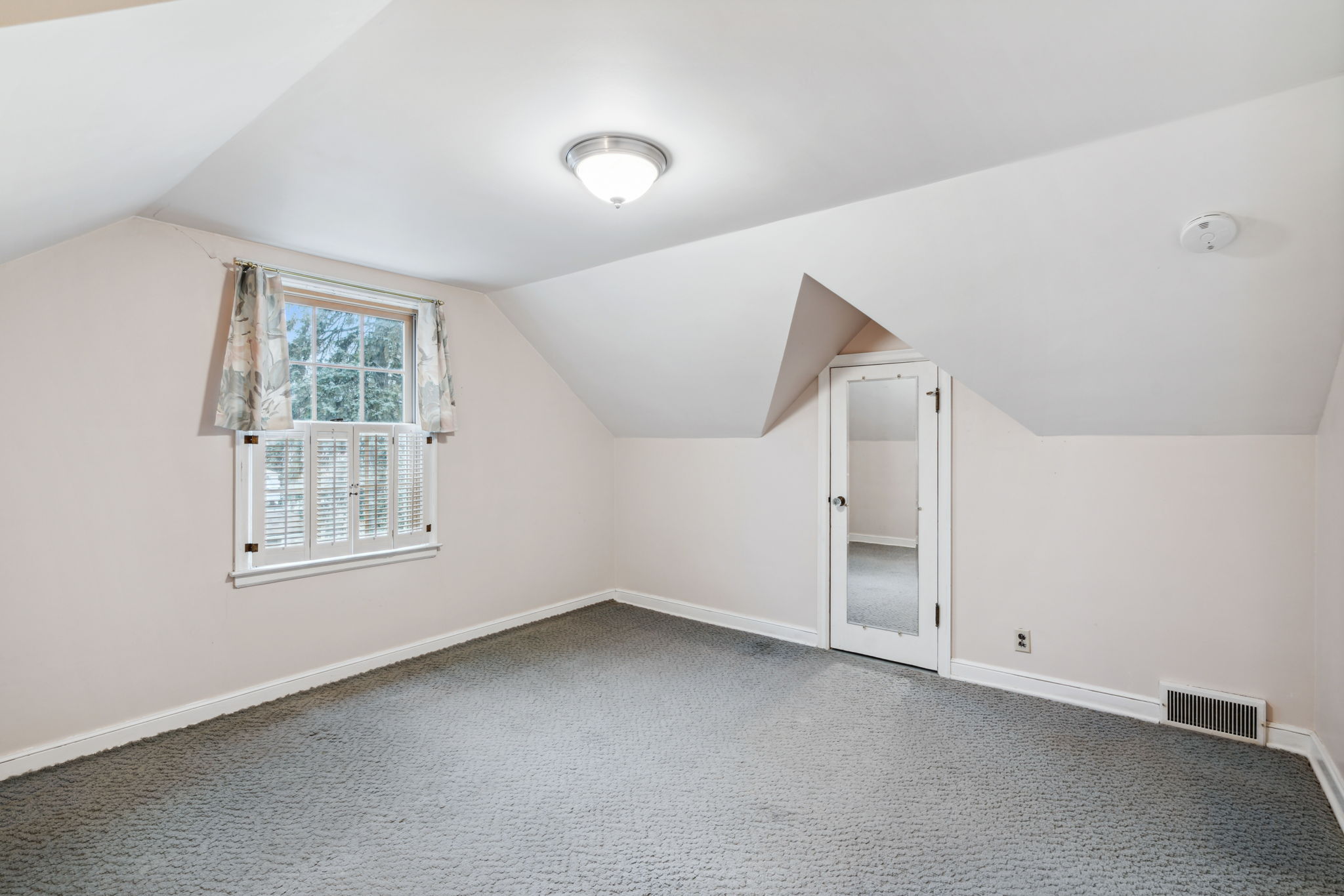 14_Interior