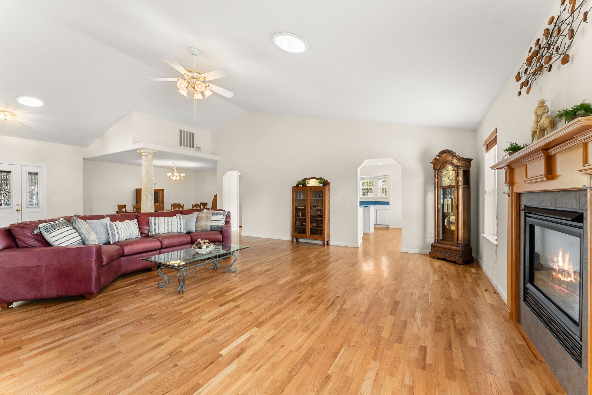 Ample space to unwind and enjoy company in a comfortable living setting