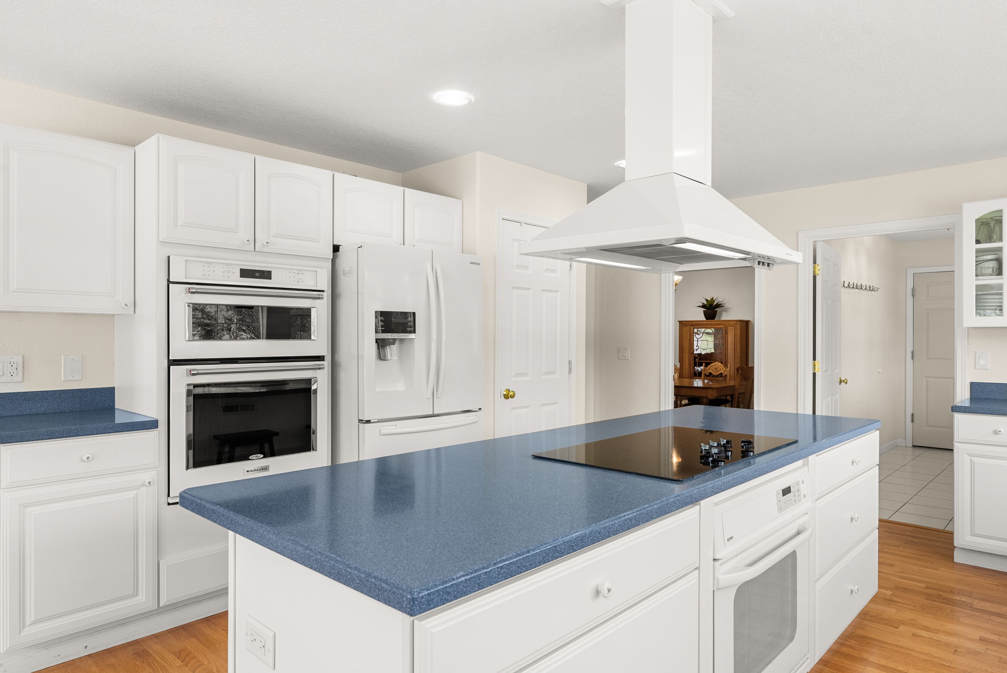 Includes double ovens (convection & standard)