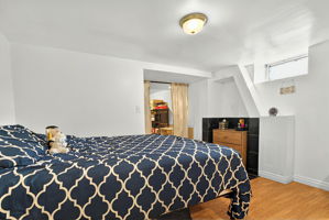  Photo 49