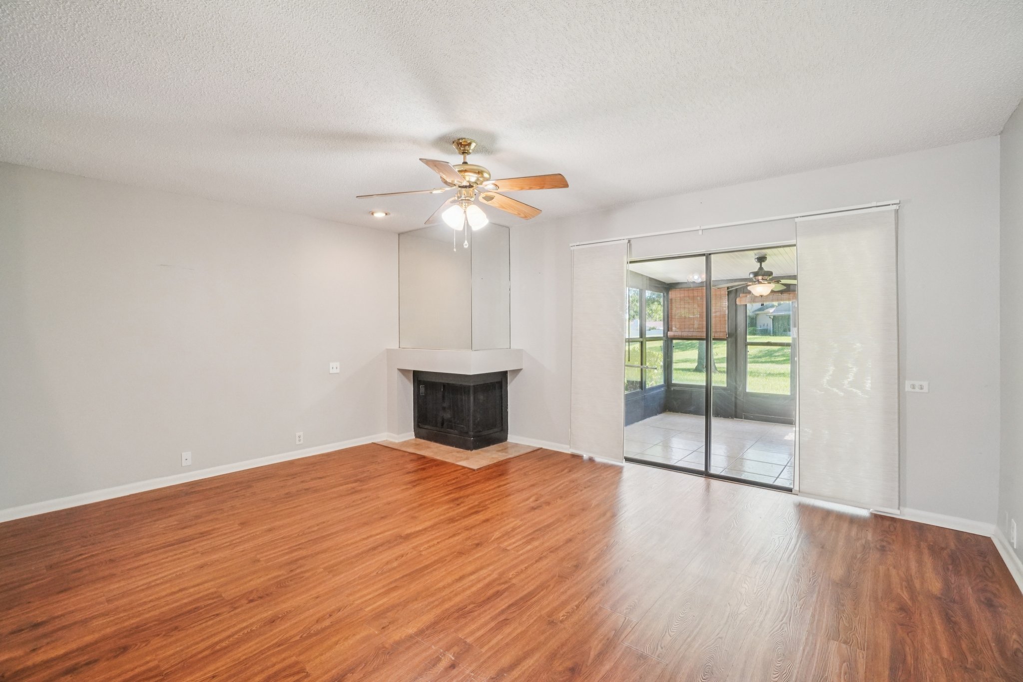 Oak Park Pl.-S1604-011.jpg