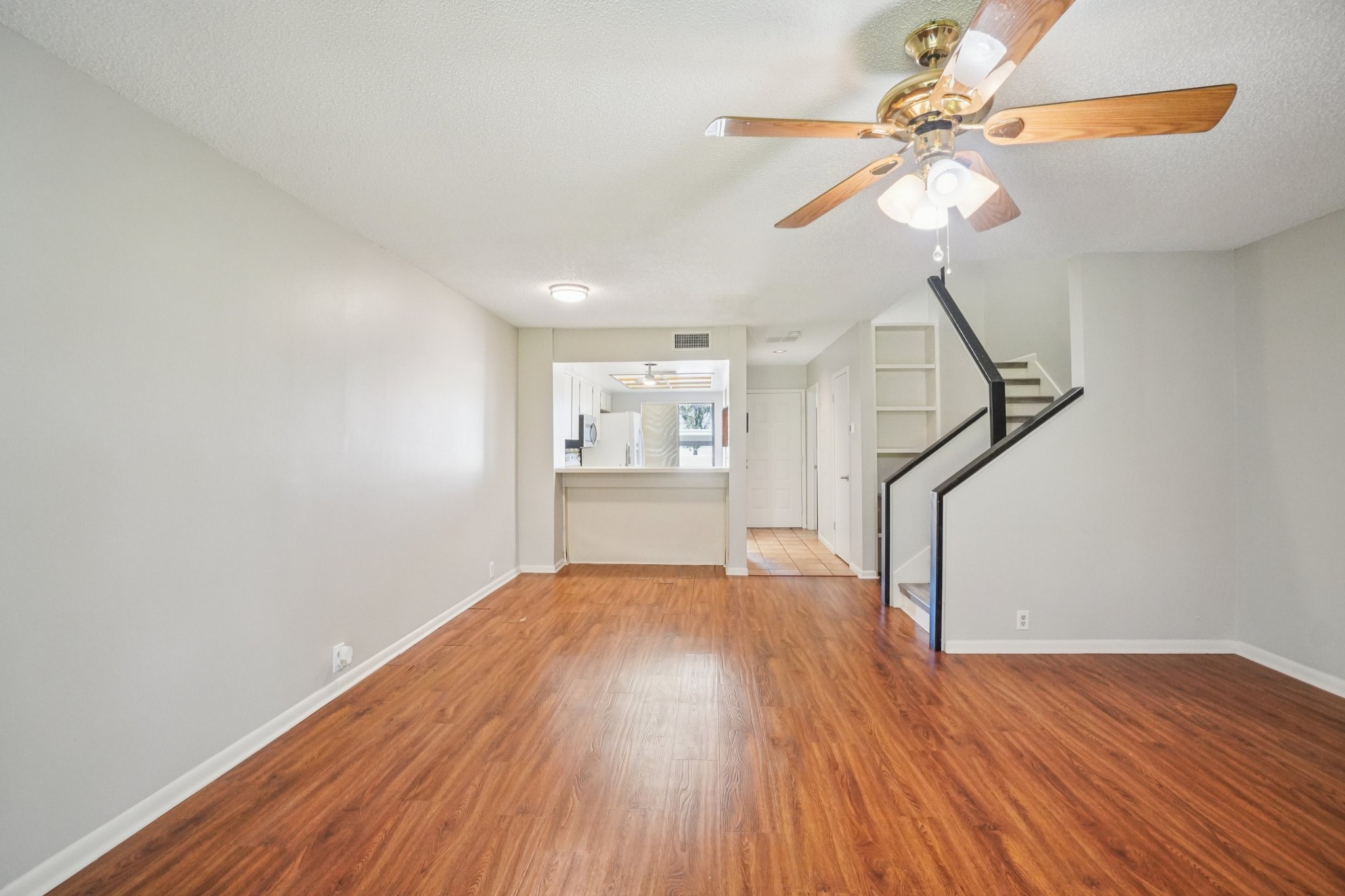 Oak Park Pl.-S1604-013.jpg