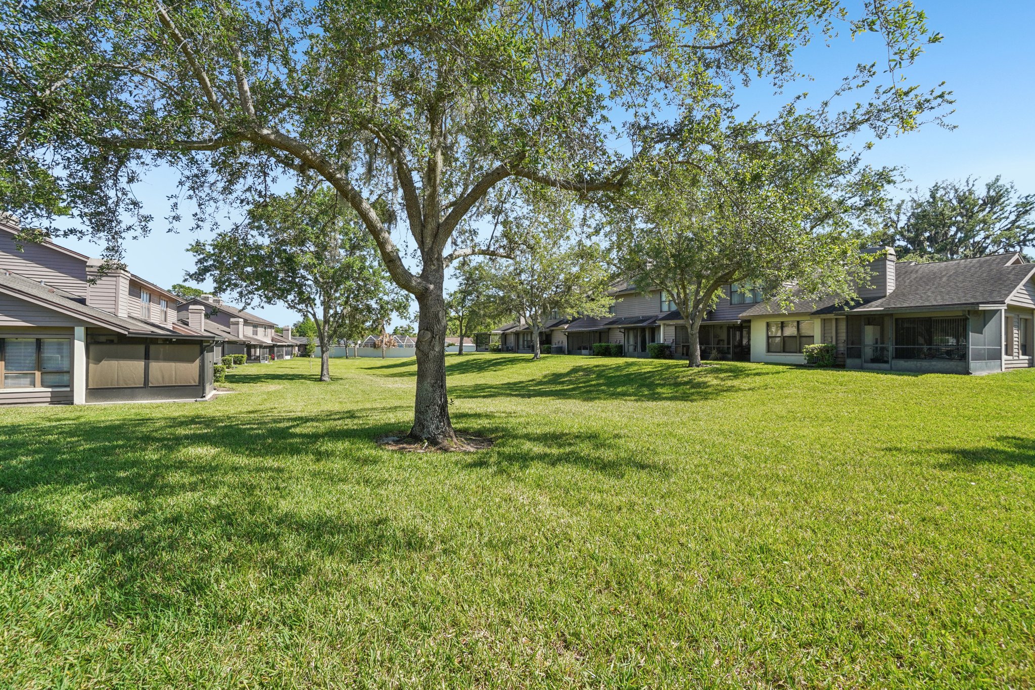 Oak Park Pl.-S1604-035.jpg