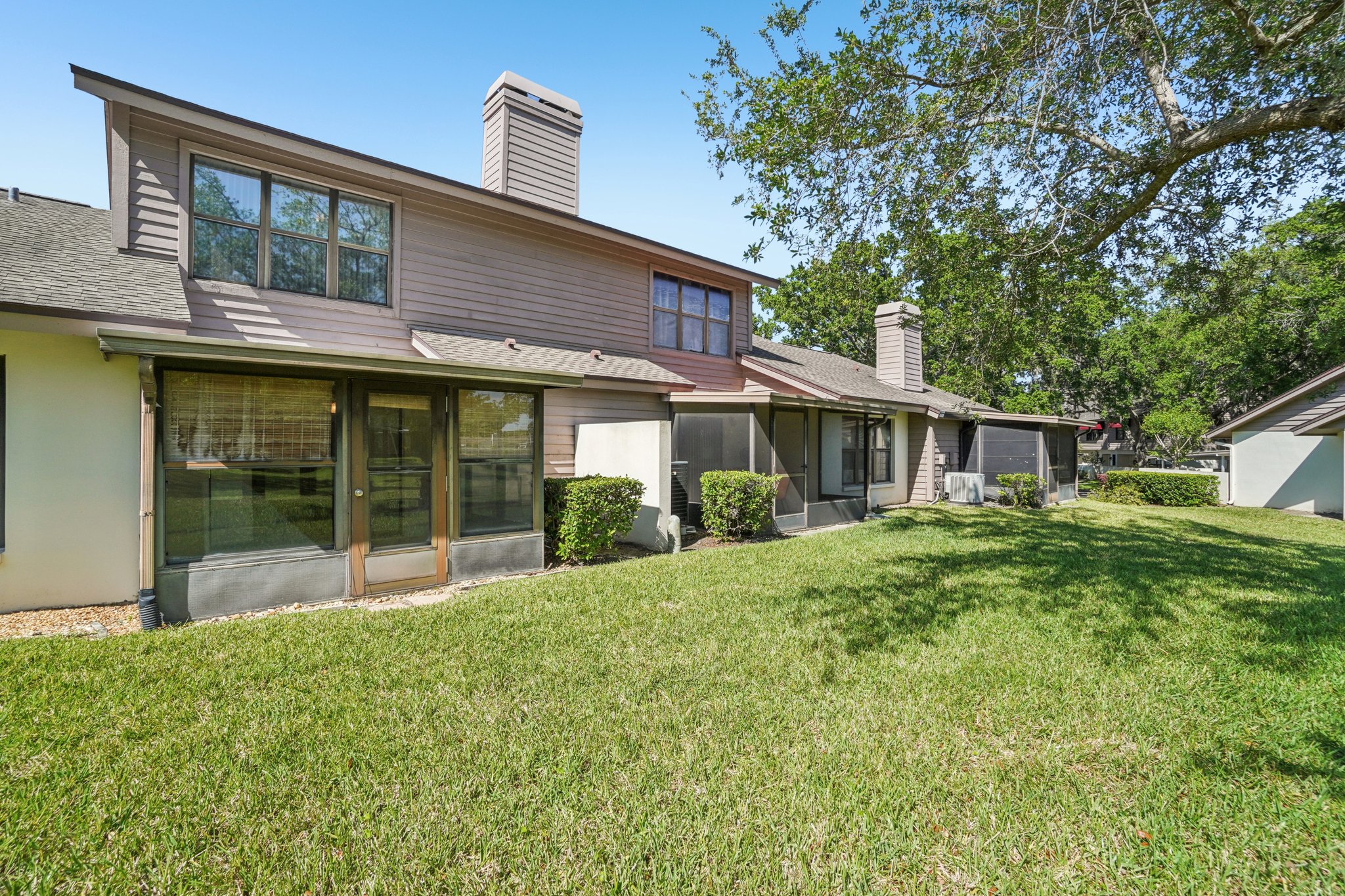 Oak Park Pl.-S1604-037.jpg