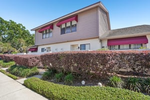 Oak Park Pl.-S1604-002.jpg