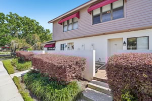 Oak Park Pl.-S1604-004.jpg