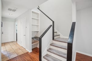 Oak Park Pl.-S1604-007.jpg