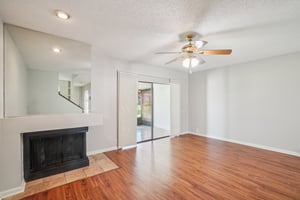 Oak Park Pl.-S1604-010.jpg