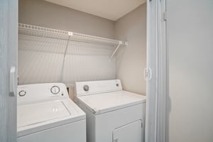 Oak Park Pl.-S1604-020.jpg