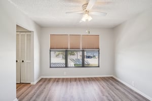 Oak Park Pl.-S1604-023.jpg