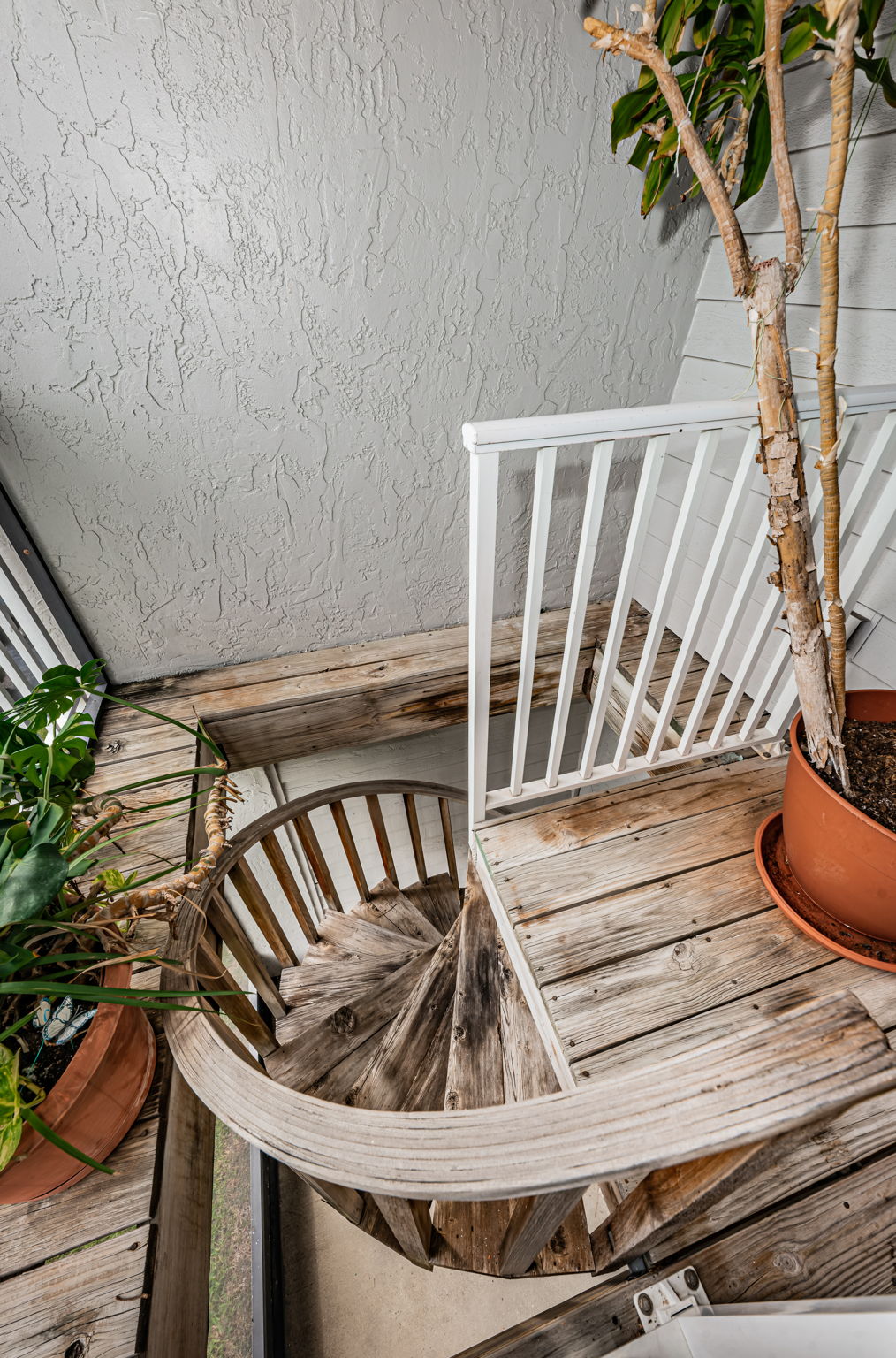 Balcony Spiral Staircase