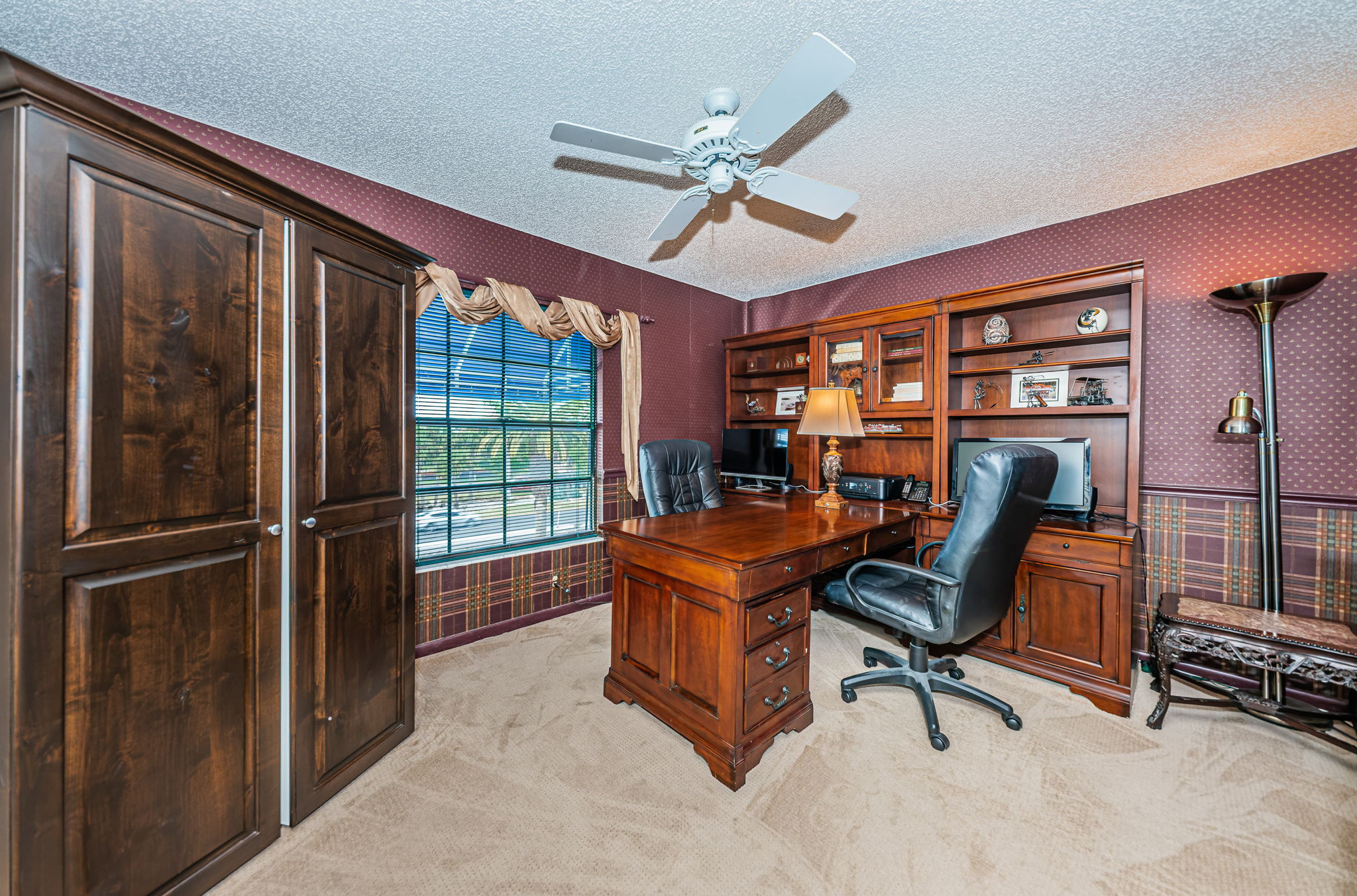 Upper Level Bedroom2a