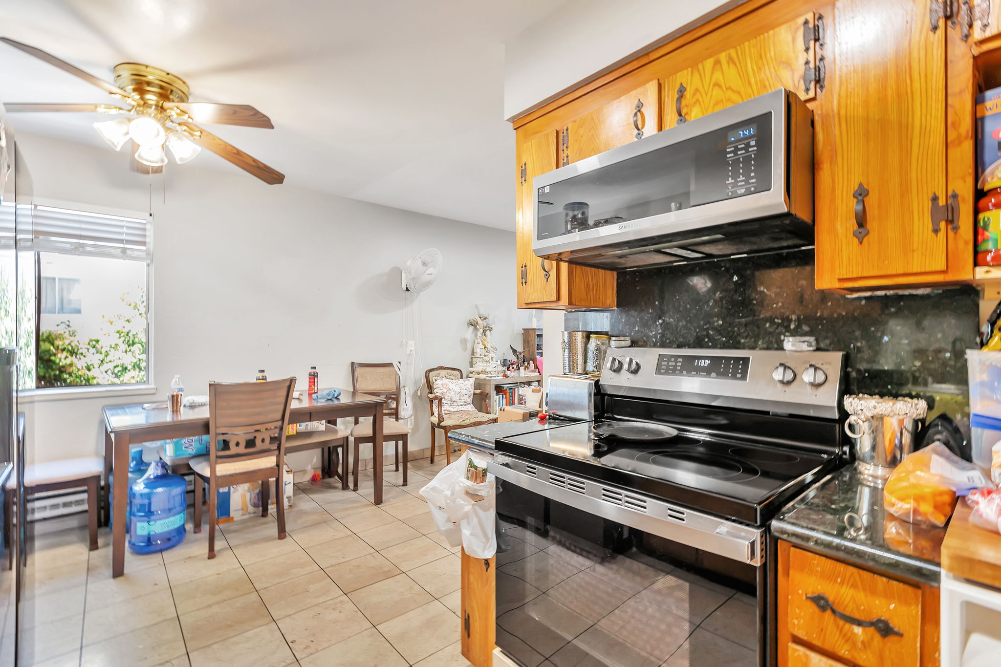 017_745 Reseda Dr