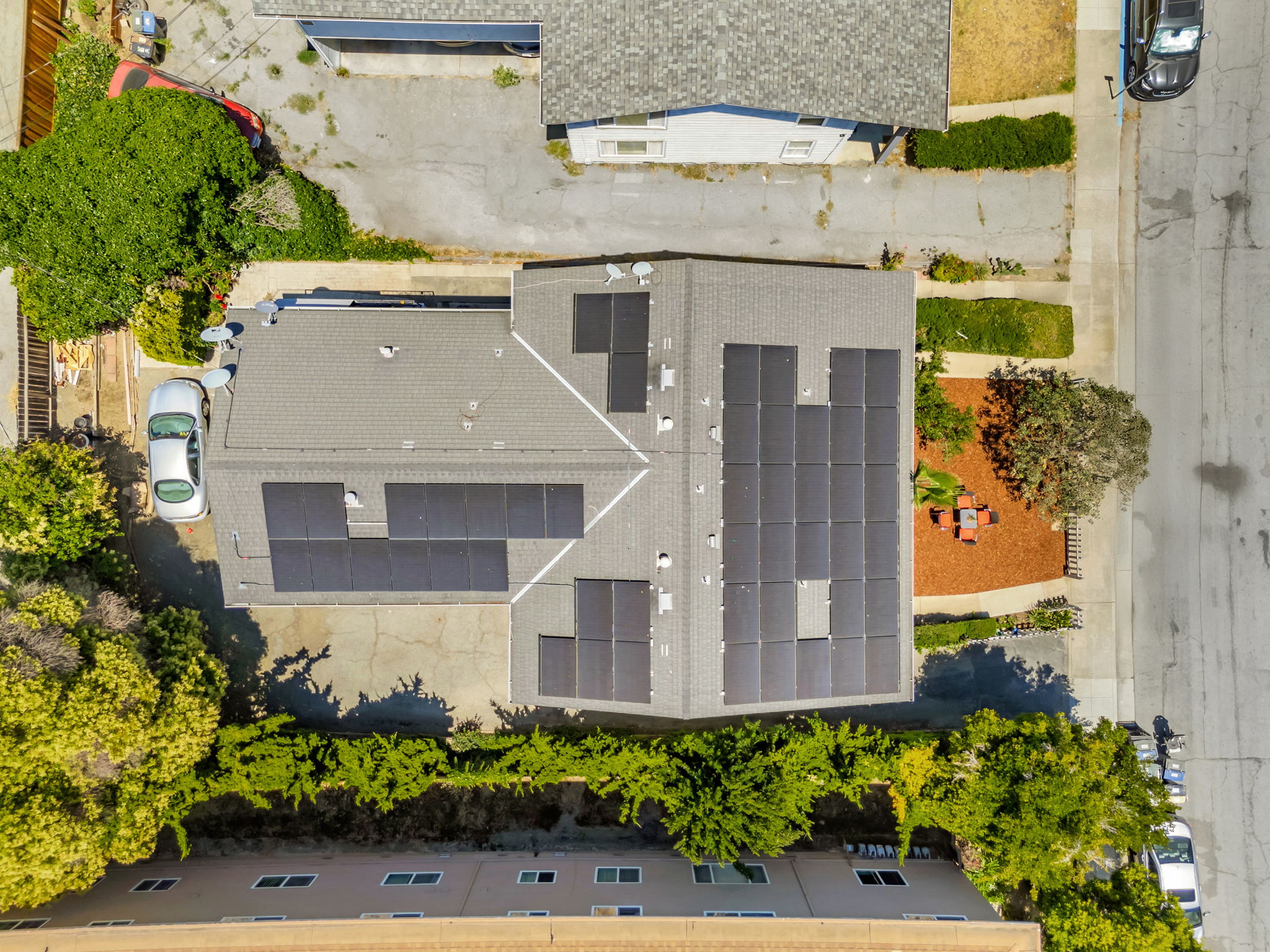 003_AERIALS_745 Reseda Dr