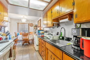 013_745 Reseda Dr