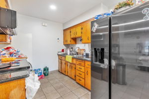 014_745 Reseda Dr